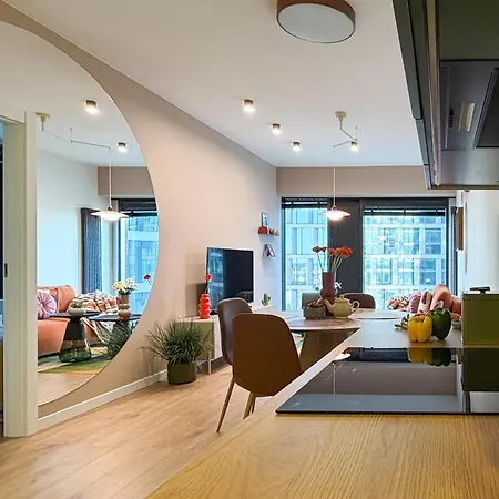 Lakru Global Office, Free Garage, Self Check-in