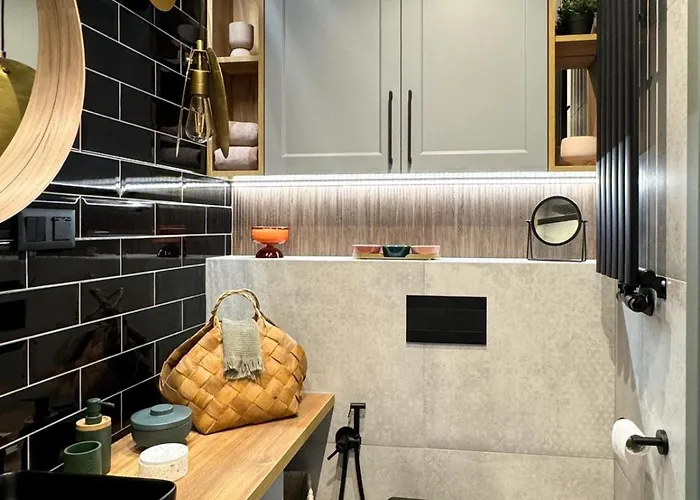 Lakru Global Office, Free Garage, Self Check-in Apartamento Katowice