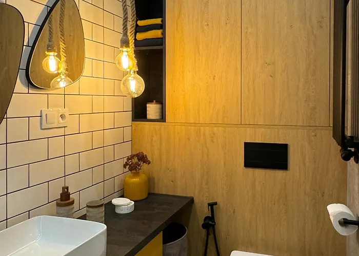 Lakru Global Office, Free Garage, Self Check-in * Katowice