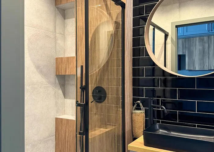 Lakru Global Office, Free Garage, Self Check-in Katowice