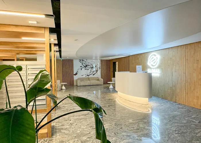 Lakru Global Office, Free Garage, Self Check-in Katowice