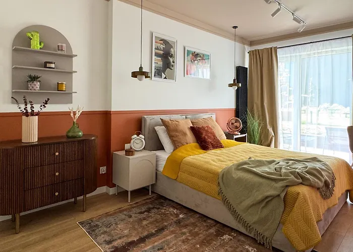 Lakru Global Office, Free Garage, Self Check-in Katowice